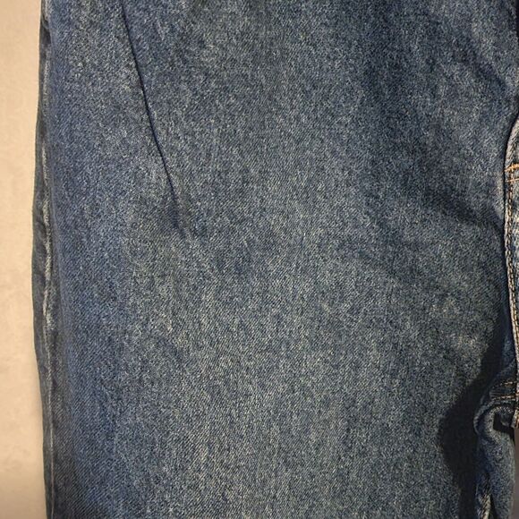 Club Room By Charter Club Mens Jeans Relaxed Fit 34x30 SPOT ON LEG PHOTOED - Picture 2 of 6